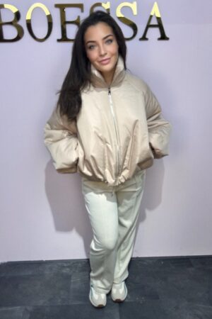 Bomberpuffer rood dames met trendy puffer look en bombermodel