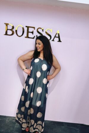 Oversized maxi jurk met stippen voor een trendy zomerlook