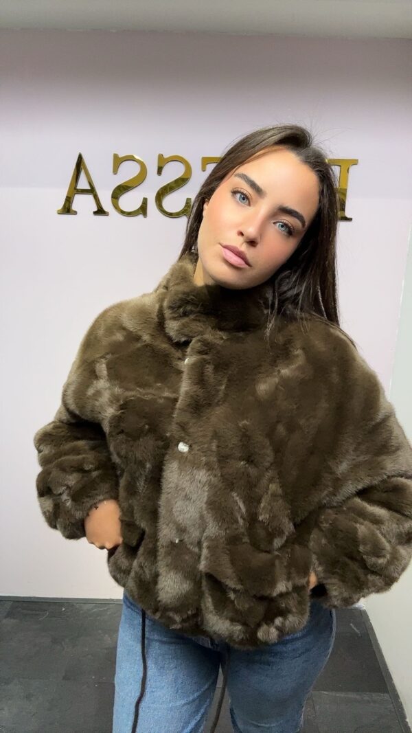 korte-faux-fur-donkerbruine-jas