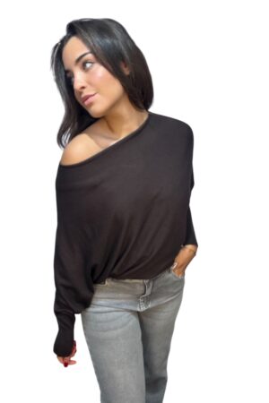 Vlinder trui voor dames in one size, passend tot maat 42/44, gemaakt van superzachte viscosemix.