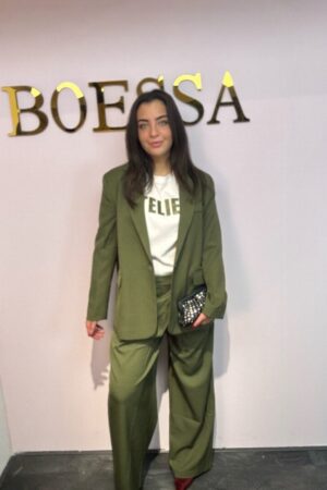 Blazer + broek set groen: Ambika groene 3-delige set blazer pantalon shirt – Boesamode