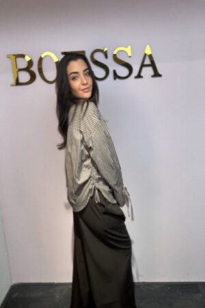 Bruin/wit: gestreepte damesblouse bruin wit strepen one size – Boesamode