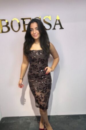 Strapless donkerbruine paillettenjurk met binnenvoering en onderjurk, one size t/m maat L.