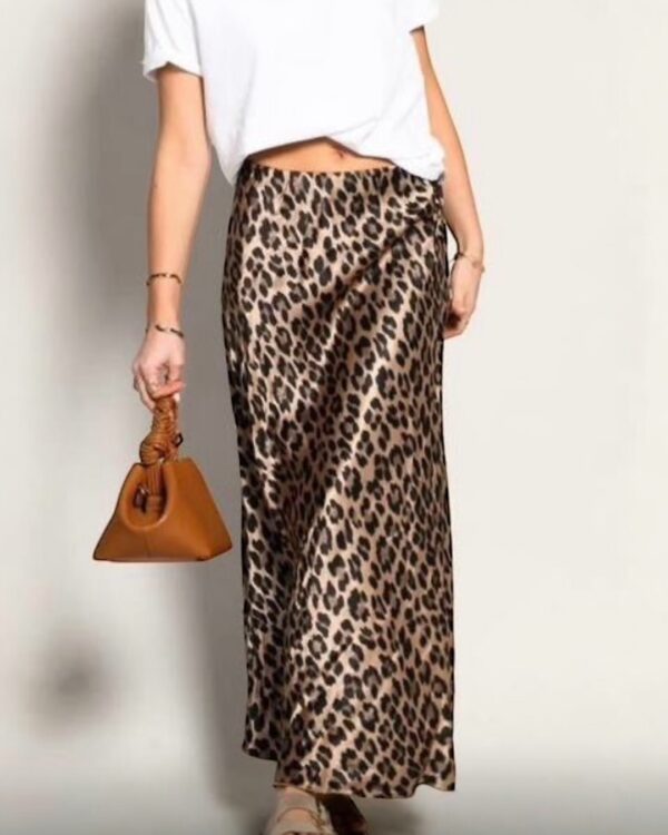 Leopard Satijnen Midi Rok – Trendy & Elegante Animalprint