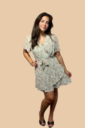Elegante Jurk met Ruffles, V-Hals & Tailleband – Mint Beige – Maat S/M