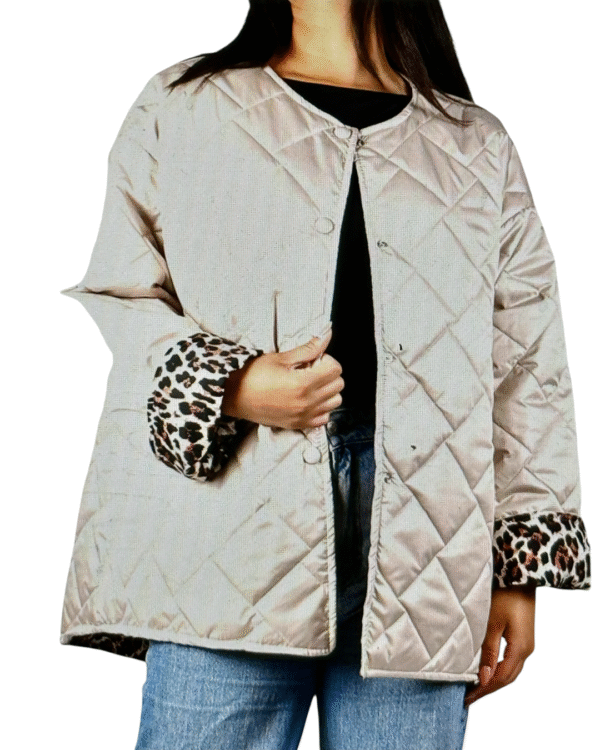 Omkeerbare jas – beige en luipaardprint – one size met drukknopen – Boessa Mode
