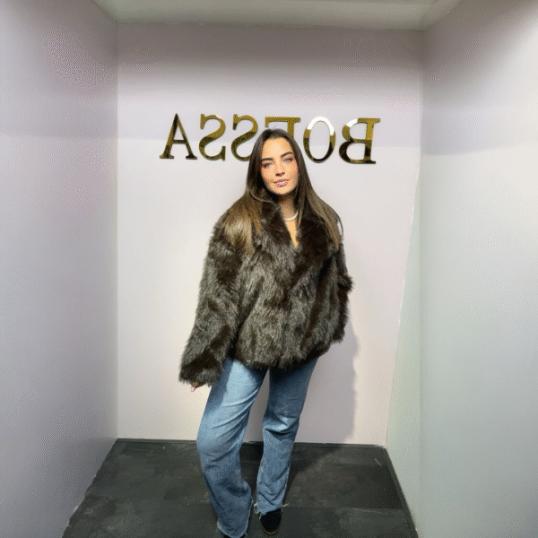 korte-faux-fur-donkerbruine-jas