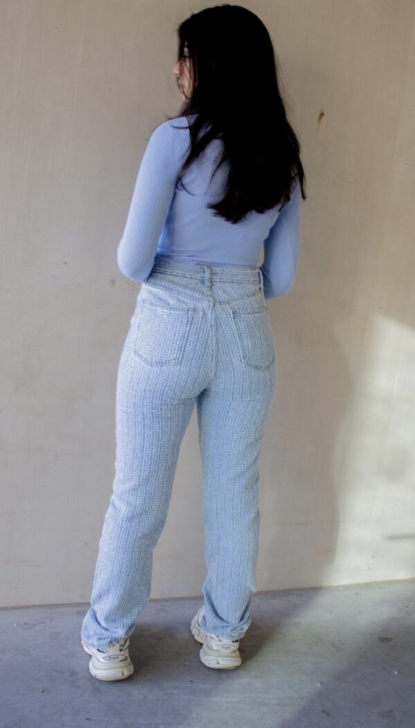 straight jeans 2022